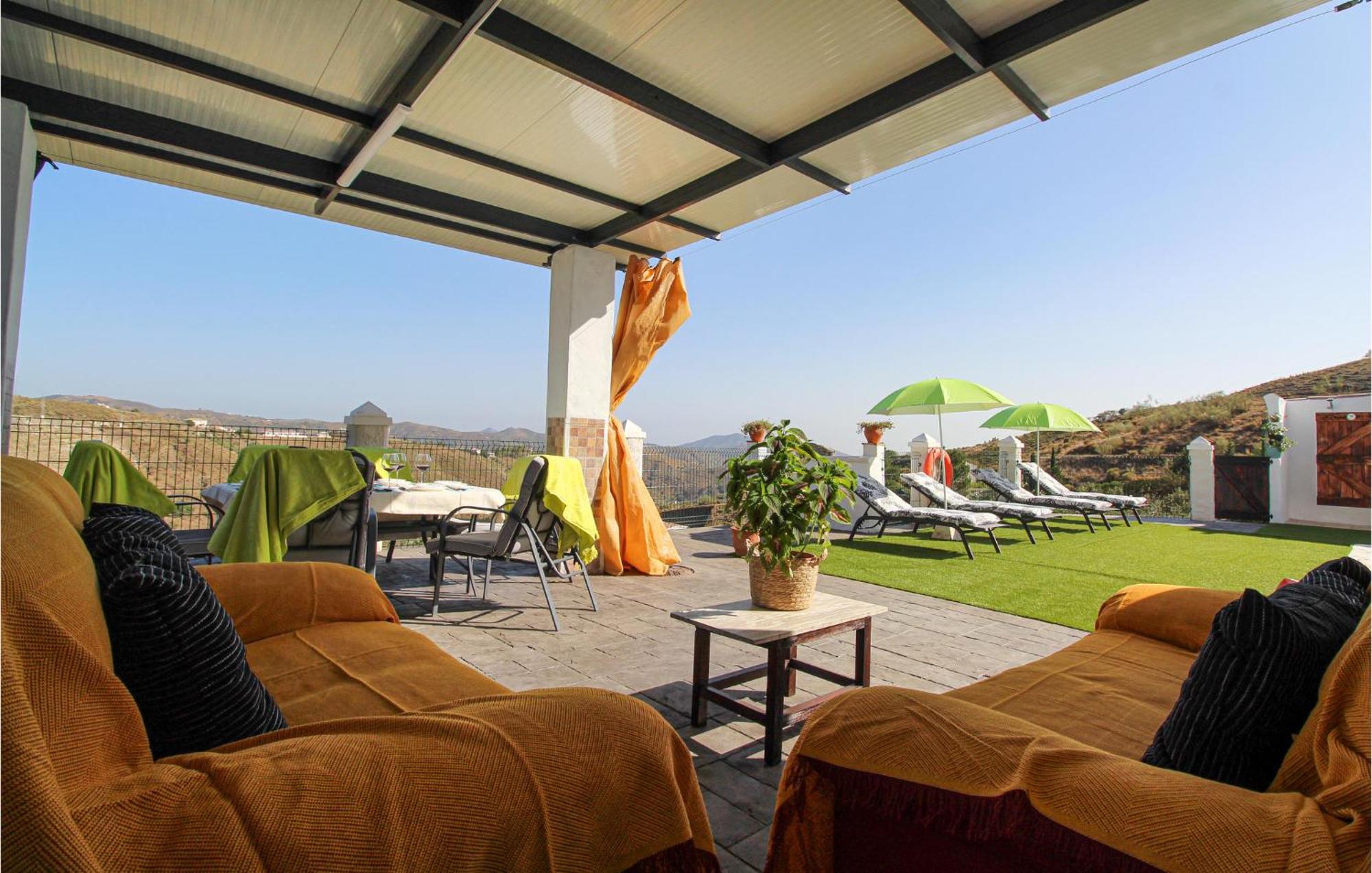 4 Bedroom Gorgeous Home In Sedella Dış mekan fotoğraf