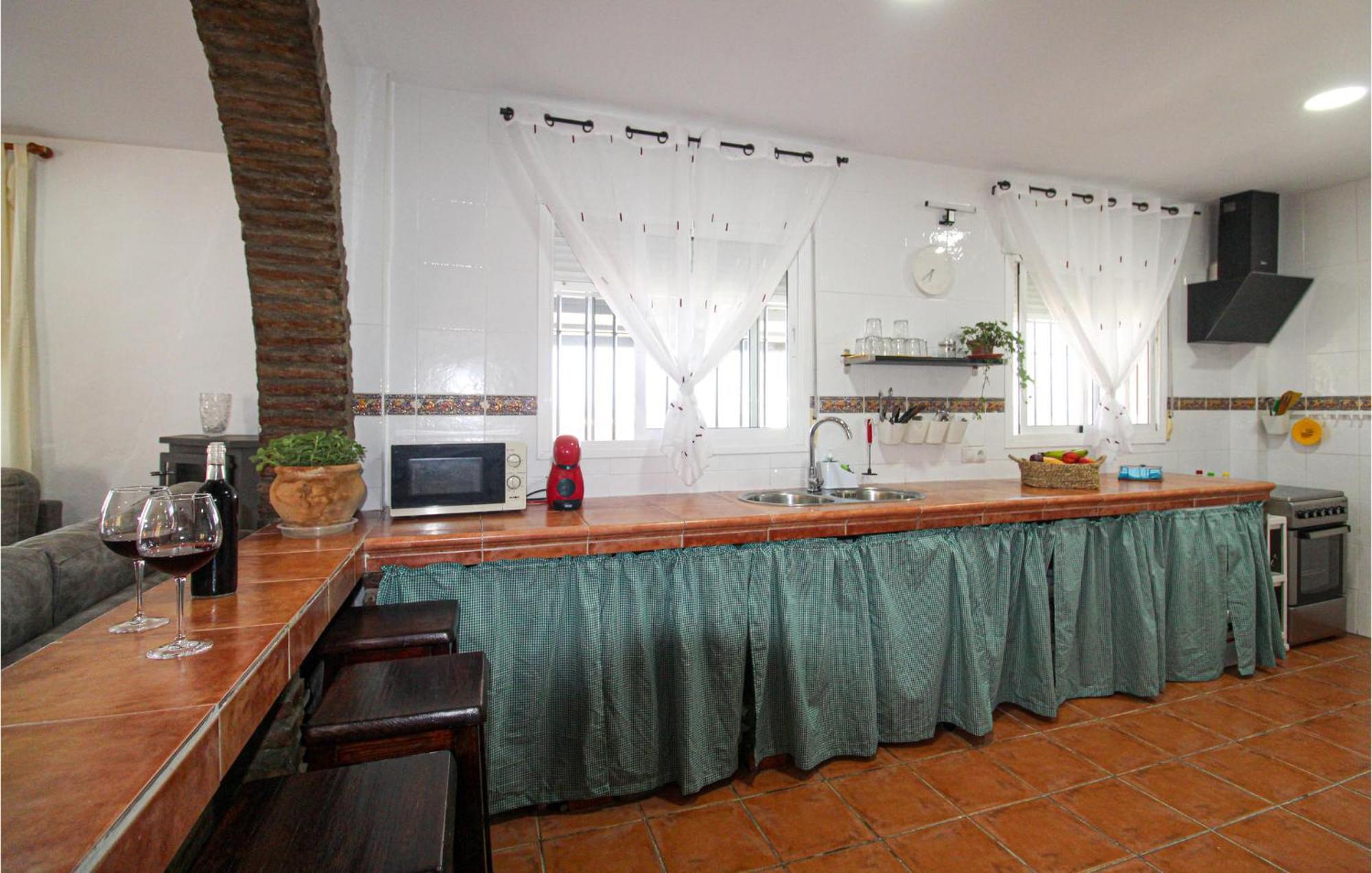 4 Bedroom Gorgeous Home In Sedella Dış mekan fotoğraf