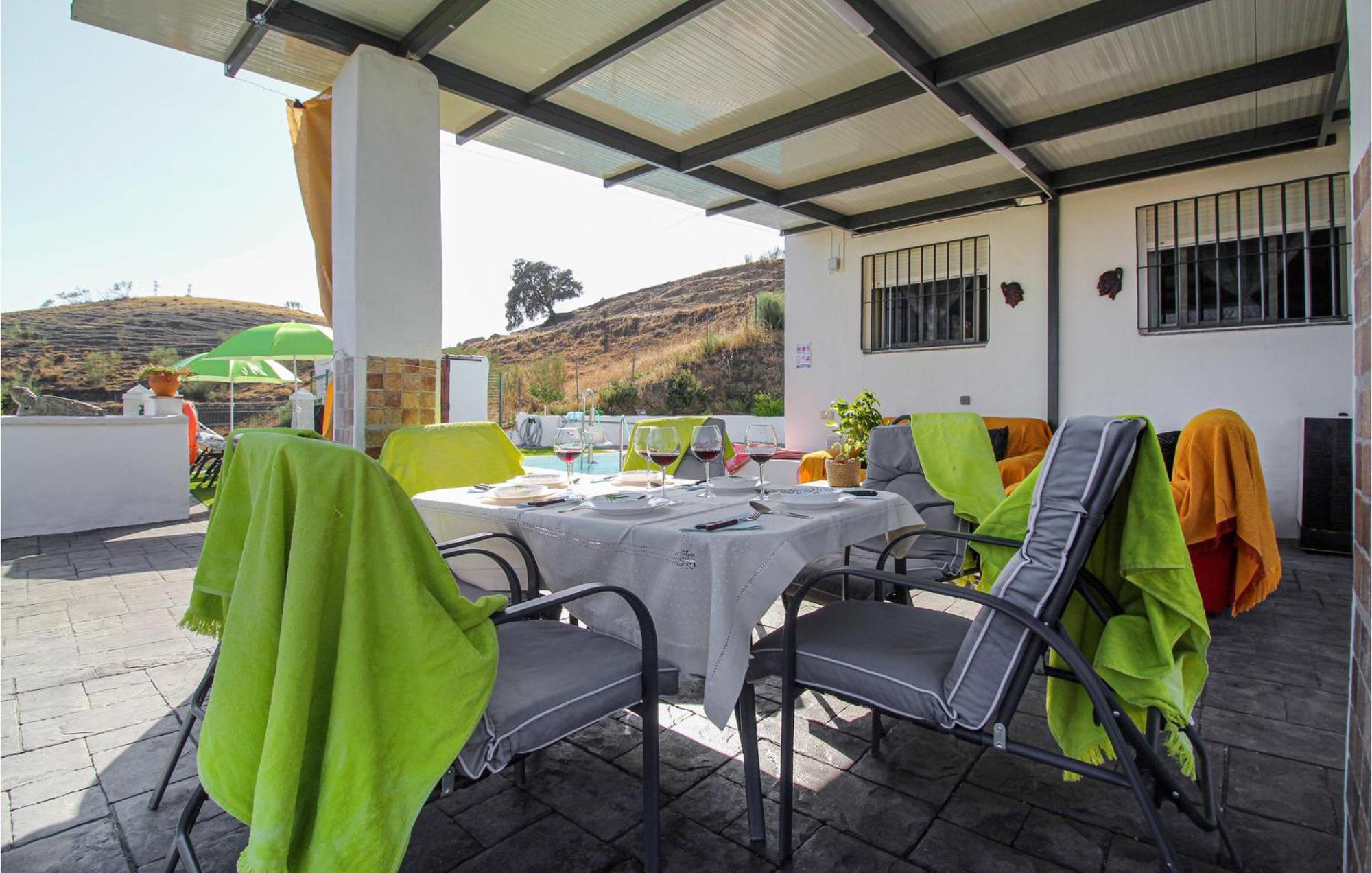 4 Bedroom Gorgeous Home In Sedella Dış mekan fotoğraf